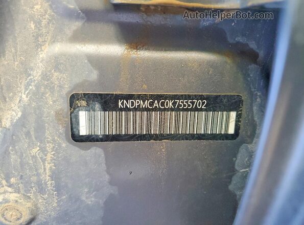 KNDPMCAC0K7555702 2019 KIA SPORTAGE Silver Engine compartment view