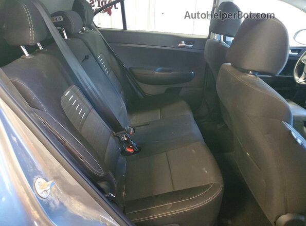 KNDPMCAC0K7555702 2019 KIA SPORTAGE Silver Rear seats view