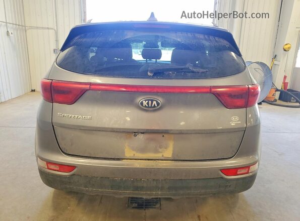 KNDPMCAC0K7555702 2019 KIA SPORTAGE Silver Rear view