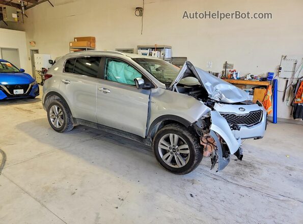 KNDPMCAC1J7410988 2018 KIA SPORTAGE Silver Delantero derecho