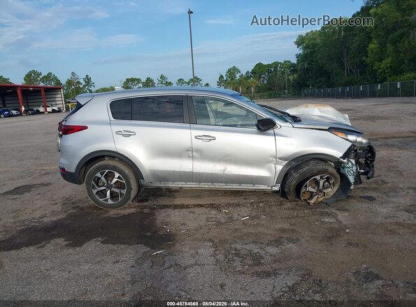 KNDPMCAC1M7917653 2021 KIA SPORTAGE Silver Vista interior trasera