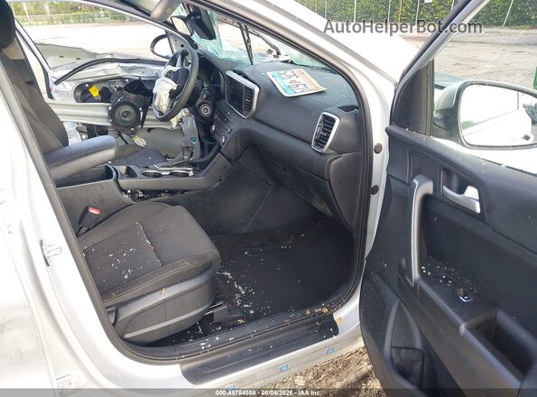 KNDPMCAC1M7917653 2021 KIA SPORTAGE Silver Vista interior delantera
