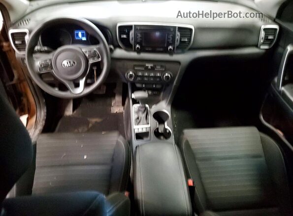 KNDPMCAC2H7267379 2017 KIA SPORTAGE Brown Առջևի վահանակի տեսք