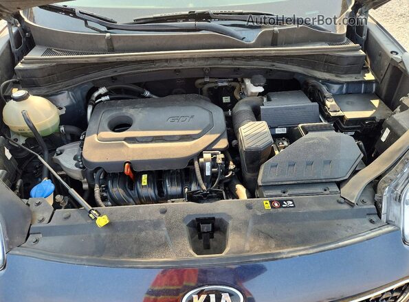 KNDPMCAC2H7275823 2017 KIA SPORTAGE Blue Vista del compartimento del motor
