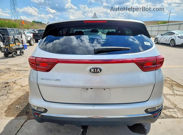 KNDPMCAC2M7883299 2021 KIA SPORTAGE Silver Widok z tyłu