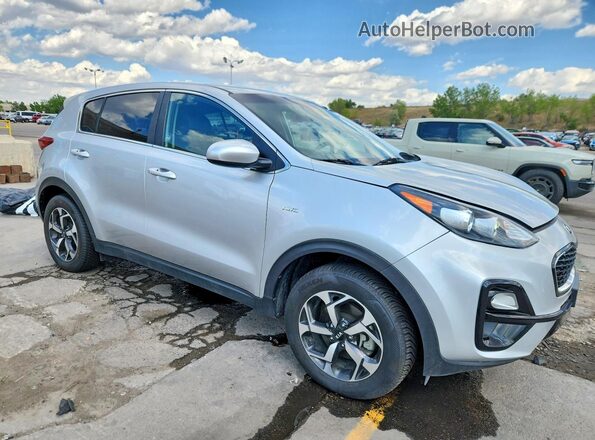 KNDPMCAC2M7883299 2021 KIA SPORTAGE Silver Przód prawy