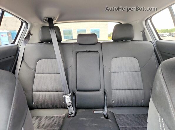 KNDPMCAC2M7883299 2021 KIA SPORTAGE Silver Widok tylnych siedzeń