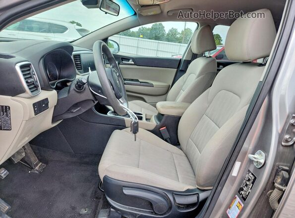 KNDPMCAC2N7999250 2022 KIA SPORTAGE Gray Вид салону спереду