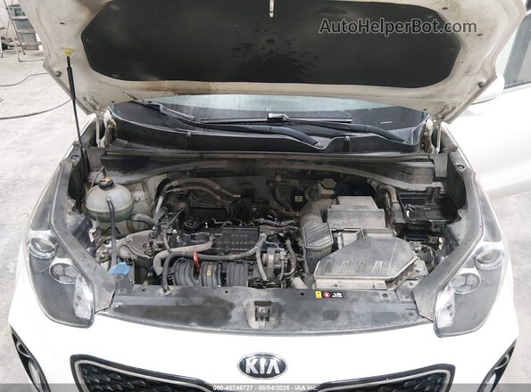 KNDPMCAC3J7473056 2018 KIA SPORTAGE White Vista trasera