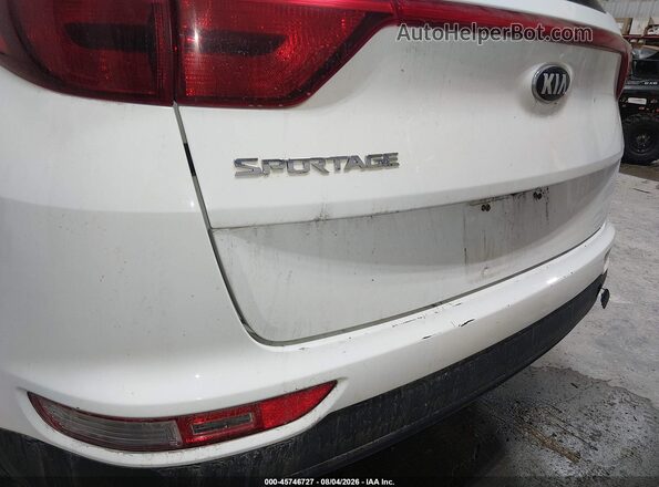 KNDPMCAC3J7473056 2018 KIA SPORTAGE White Vista frontal
