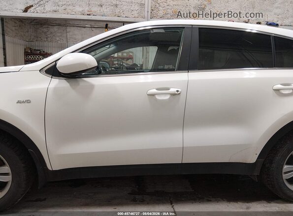 KNDPMCAC3J7473056 2018 KIA SPORTAGE White Vista interior de 360 grados