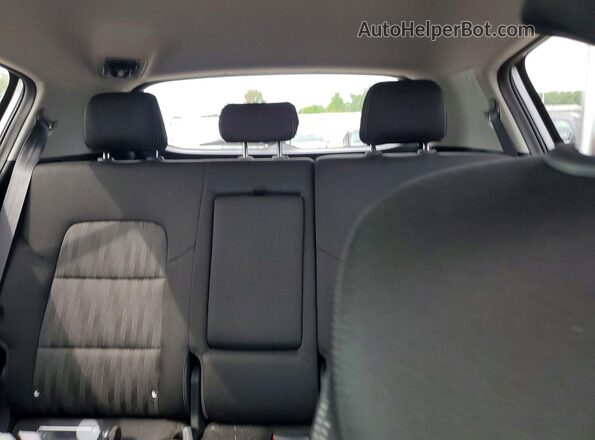 KNDPMCAC3K7529319 2019 KIA SPORTAGE Silver უკანა სავარძლების ხედი