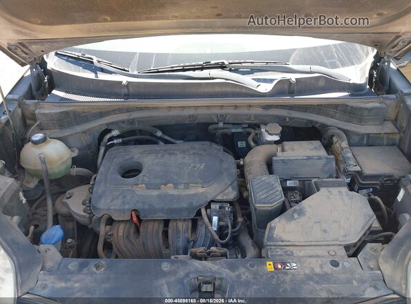 KNDPMCAC4H7219866 2017 KIA SPORTAGE Black Widok z tyłu