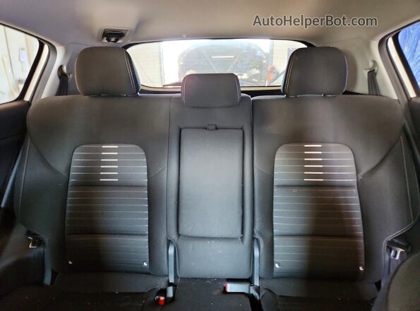 KNDPMCAC4H7260305 2017 KIA SPORTAGE Silver Vista de los asientos traseros