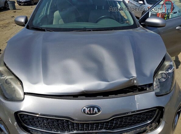 KNDPMCAC4K7600236 2019 KIA SPORTAGE Silver Vista del compartimento del motor