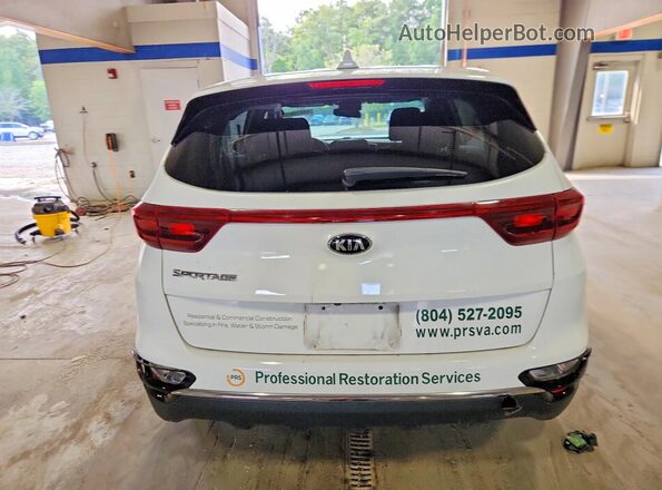 KNDPMCAC4L7636221 2020 KIA SPORTAGE White Rear view