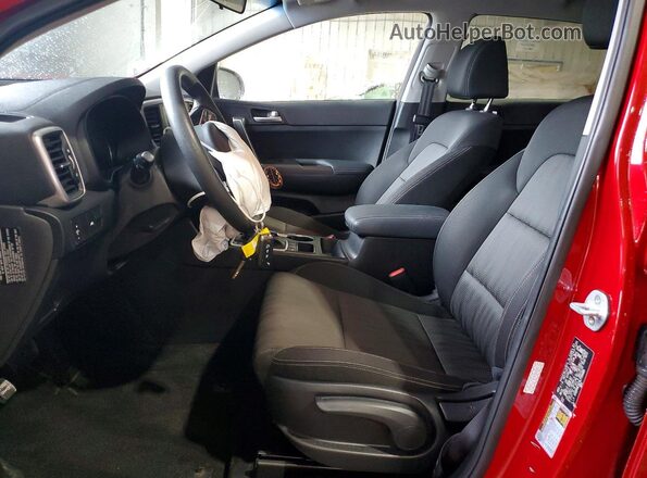 KNDPMCAC4L7724685 2020 KIA SPORTAGE Maroon Front interior view