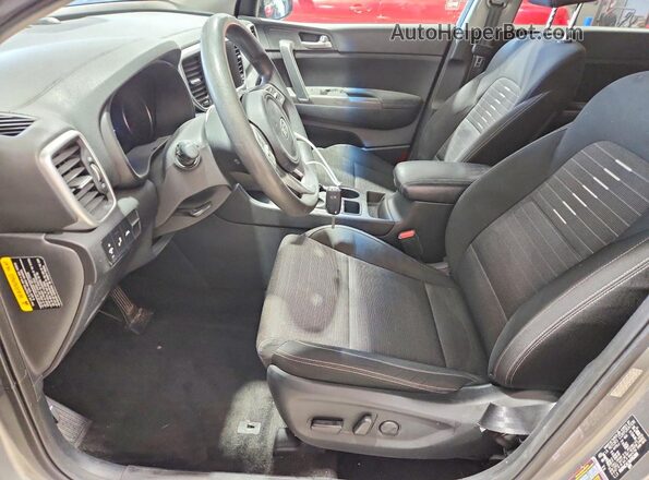 KNDPMCAC4M7852880 2021 KIA SPORTAGE Silver Вид салону спереду