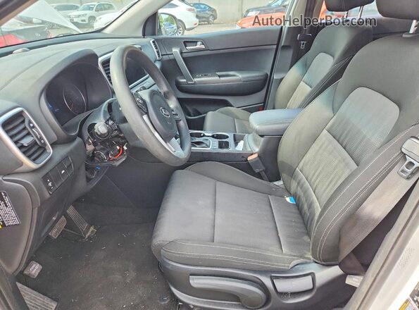 KNDPMCAC4N7005469 2022 KIA SPORTAGE White Front interior view