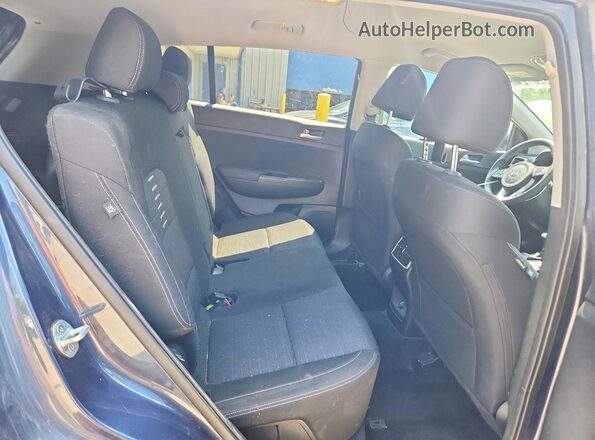 KNDPMCAC4N7027035 2022 KIA SPORTAGE Синий Вид задней части салона