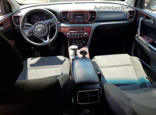 KNDPMCAC5H7186635 2017 KIA SPORTAGE Brown Widok deski rozdzielczej