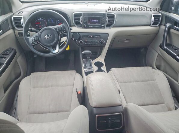 KNDPMCAC5H7295967 2017 KIA SPORTAGE Черный Вид панели приборов