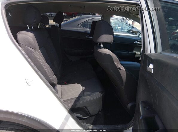 KNDPMCAC5K7510349 2019 KIA SPORTAGE White VIN sticker view