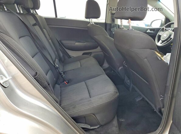 KNDPMCAC5L7663444 2020 KIA SPORTAGE Silver Вид задніх сидінь