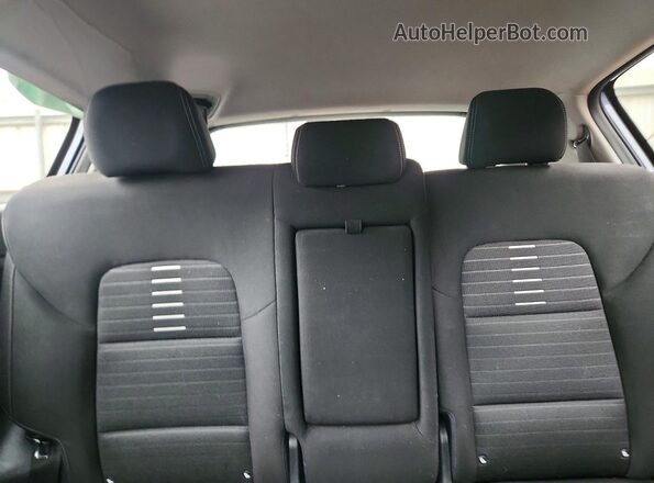 KNDPMCAC5L7705966 2020 KIA SPORTAGE Blue Widok tylnych siedzeń