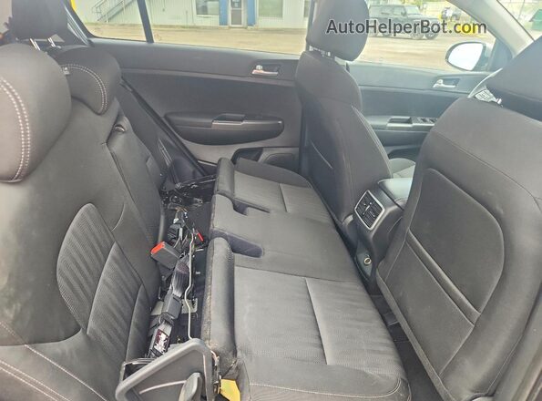 KNDPMCAC5M7879361 2021 KIA SPORTAGE Gray Widok tylnych siedzeń