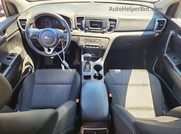 KNDPMCAC6H7255073 2017 KIA SPORTAGE Серый Вид панели приборов