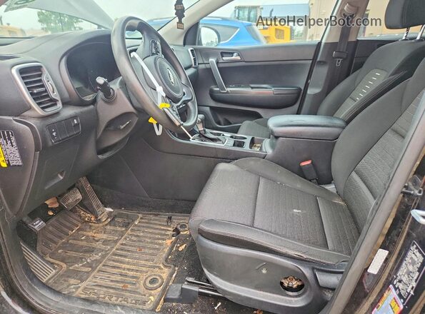KNDPMCAC6J7463315 2018 KIA SPORTAGE Черный Вид салона спереди