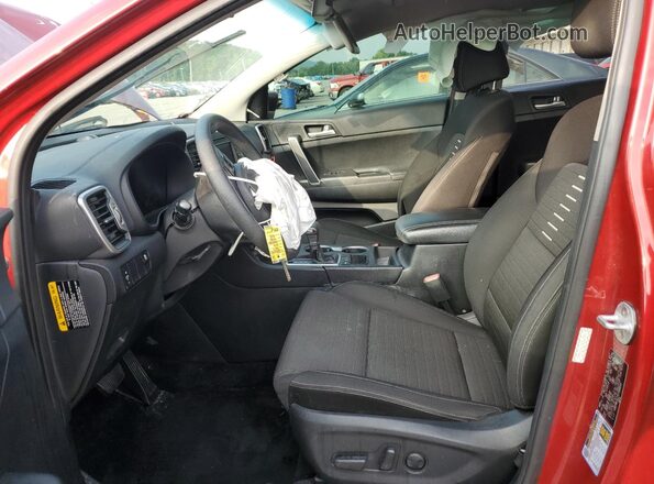 KNDPMCAC7H7088643 2017 KIA SPORTAGE Red Widok wnętrza z przodu