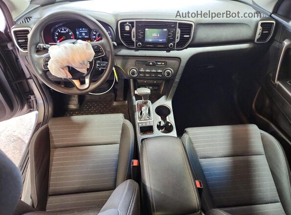 KNDPMCAC7H7266034 2017 KIA SPORTAGE Gray Առջևի վահանակի տեսք
