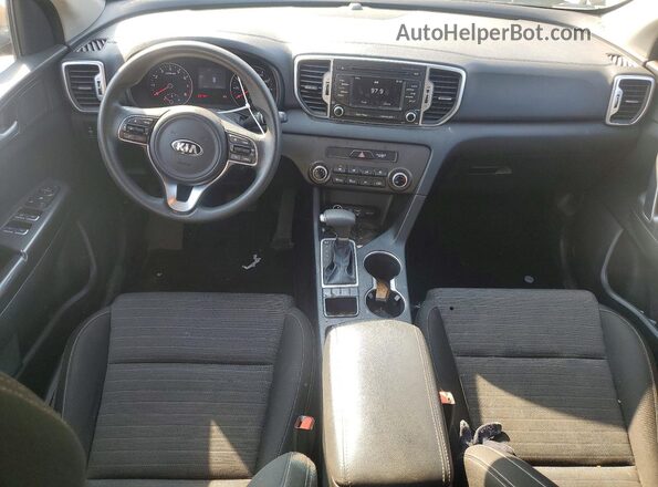 KNDPMCAC7J7307882 2018 KIA SPORTAGE Brown Vista del salpicadero