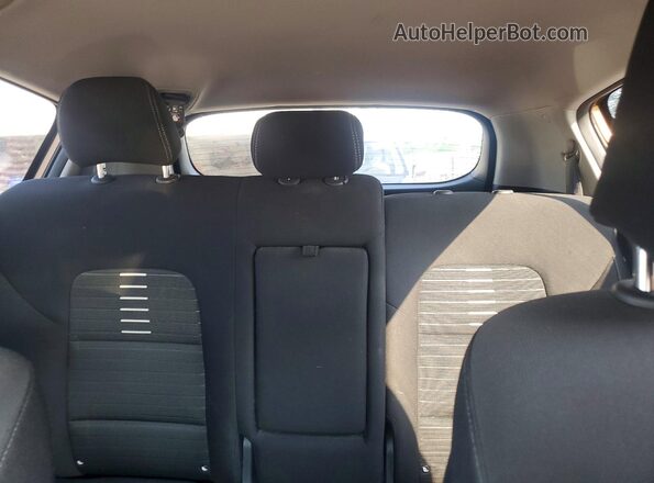 KNDPMCAC7J7307882 2018 KIA SPORTAGE Brown Vista de los asientos traseros