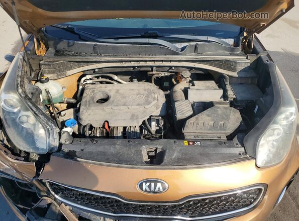 KNDPMCAC7J7307882 2018 KIA SPORTAGE Brown Vista del compartimento del motor