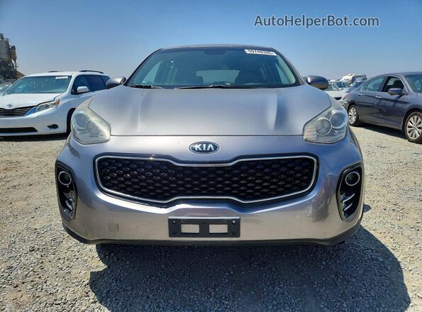 KNDPMCAC7J7340476 2018 KIA SPORTAGE Серый Вид спереди
