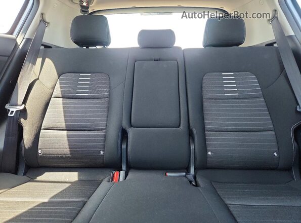 KNDPMCAC7J7340476 2018 KIA SPORTAGE Серый Вид задних сидений