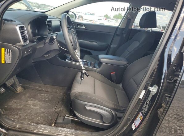 KNDPMCAC7N7989345 2022 KIA SPORTAGE Черный Вид салона спереди