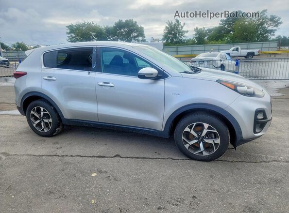 KNDPMCAC8L7671991 2020 KIA SPORTAGE Silver Front right