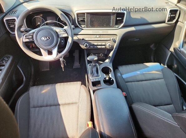 KNDPMCAC8L7787918 2020 KIA SPORTAGE White Vista del salpicadero