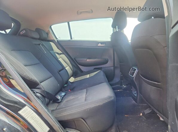 KNDPMCAC9H7219751 2017 KIA SPORTAGE Black Widok wnętrza z tyłu