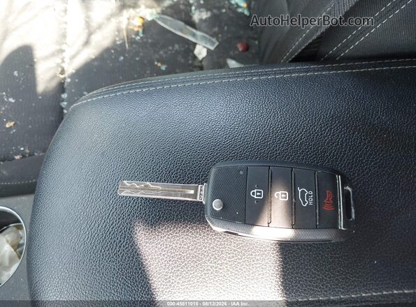 KNDPMCAC9H7220379 2017 KIA SPORTAGE Silver Առջևի վահանակի տեսք