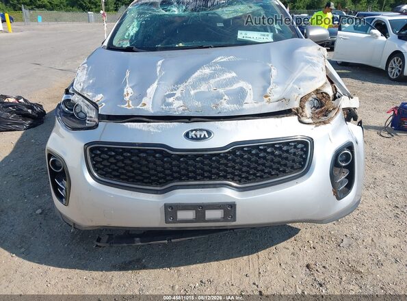 KNDPMCAC9H7220379 2017 KIA SPORTAGE Silver Սալոնի հետևի տեսք
