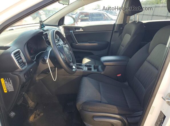 KNDPMCAC9K7528286 2019 KIA SPORTAGE White Առջևի վահանակի տեսք