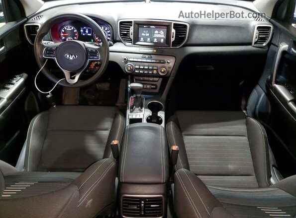 KNDPMCAC9K7603147 2019 KIA SPORTAGE Синий Вид панели приборов