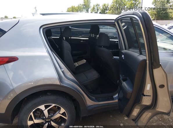 KNDPMCAC9M7938945 2021 KIA SPORTAGE Серый Вид наклейки с VIN-кодом