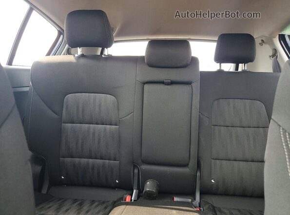 KNDPMCACXH7065065 2017 KIA SPORTAGE Black Widok tylnych siedzeń