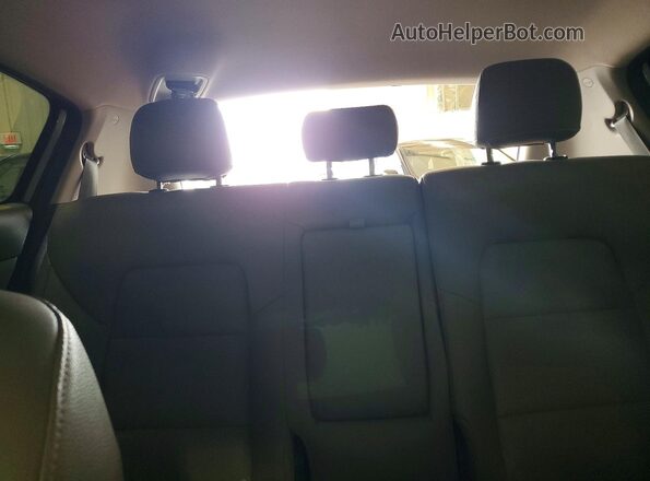 KNDPMCACXK7525252 2019 KIA SPORTAGE Gray Widok tylnych siedzeń